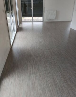  Appartement à louer 4 pièces 83 m²