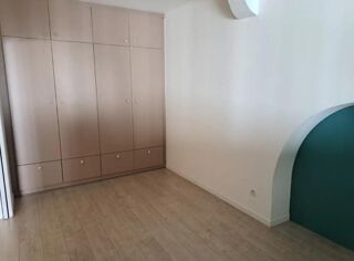  Appartement à louer 2 pièces 68 m²