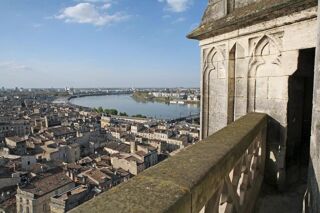  Appartement à louer 2 pièces 35 m²