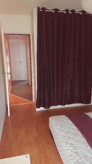  Appartement à louer 1 pièce 85 m²