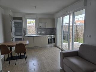  Appartement à louer 2 pièces 42 m²