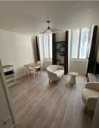  Appartement à louer 2 pièces 