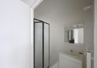  Appartement à louer 2 pièces 45 m²
