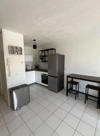  Appartement à louer 2 pièces 