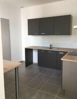 Maison à louer 4 pièces 103 m²