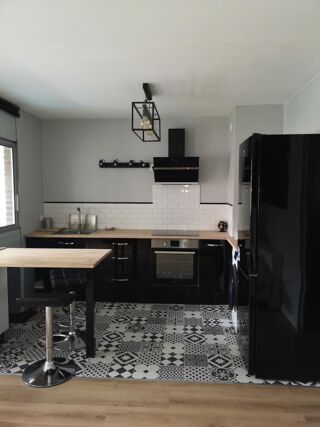  Appartement à louer 2 pièces 47 m²