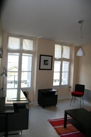  Appartement à louer 2 pièces 34 m²