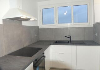  Appartement à louer 3 pièces 69 m²