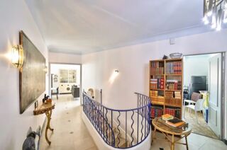  Appartement à louer 4 pièces 167 m²