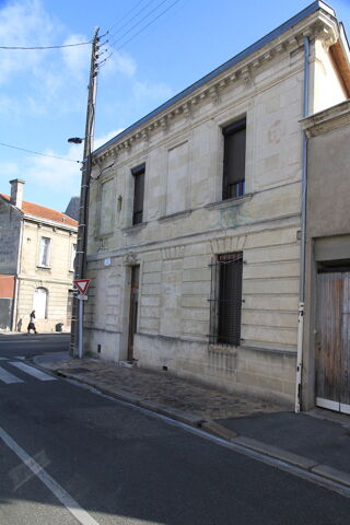  Appartement à louer 1 pièce 25 m²