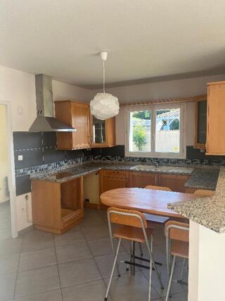  Maison � louer 5 pi�ces  Camblanes-et-meynac