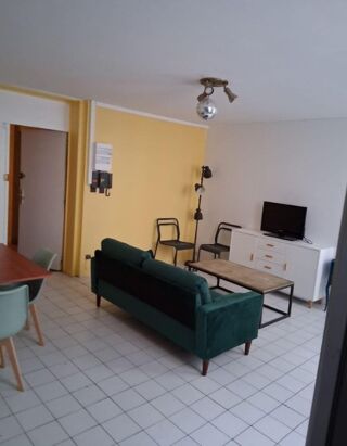  Appartement � louer 4 pi�ces 