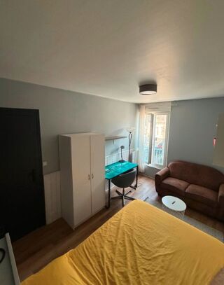  Appartement à louer 1 pièce 24 m²