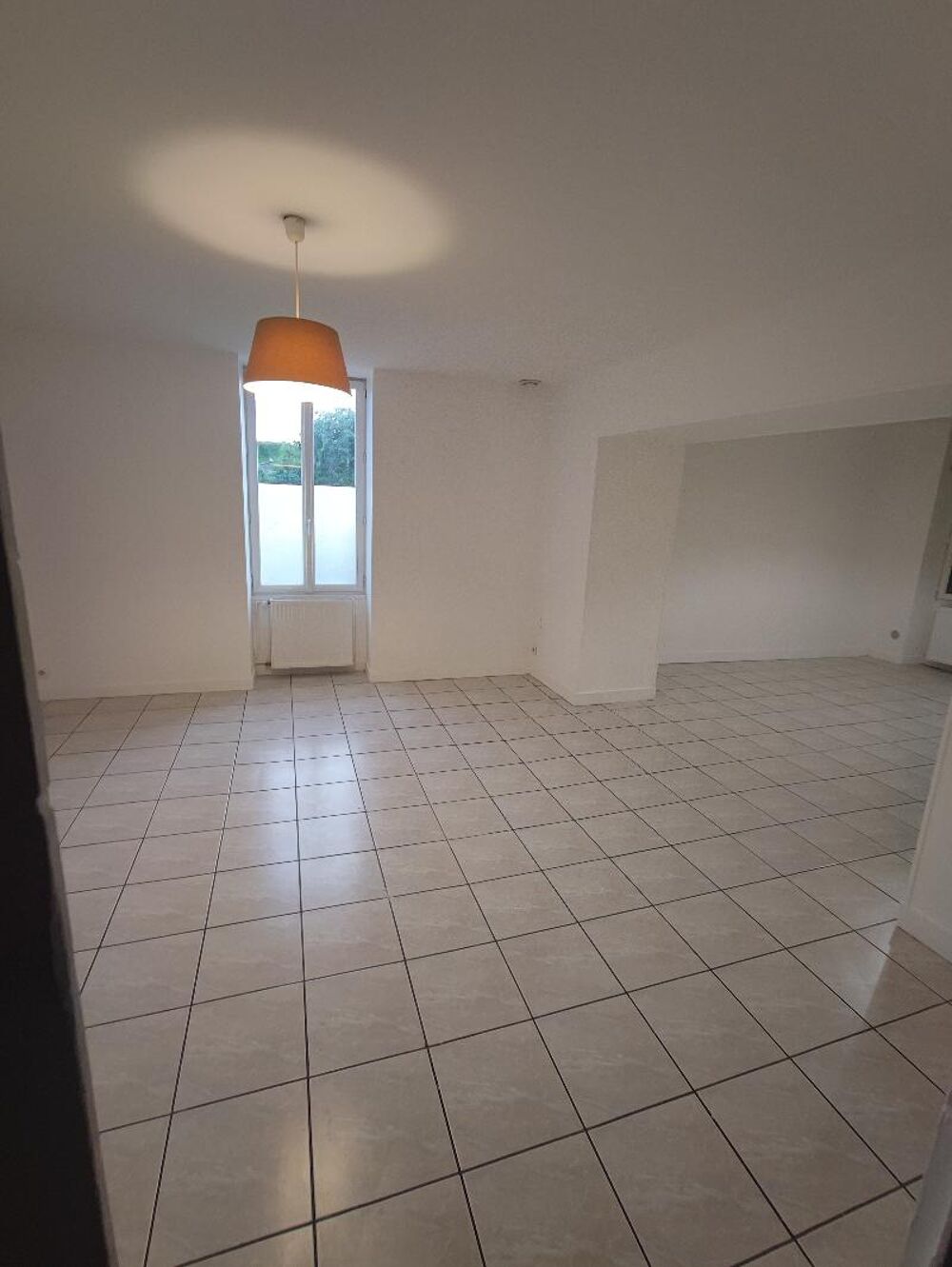 Location Maison Maison/Villa T5 Tourne