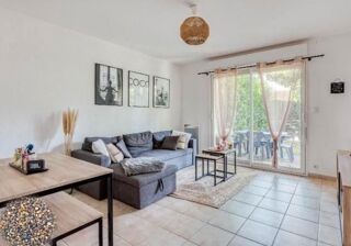  Maison � louer 2 pi�ces  Eglisottes-et-chalaures