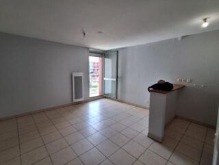  Appartement à louer 1 pièce 28 m²