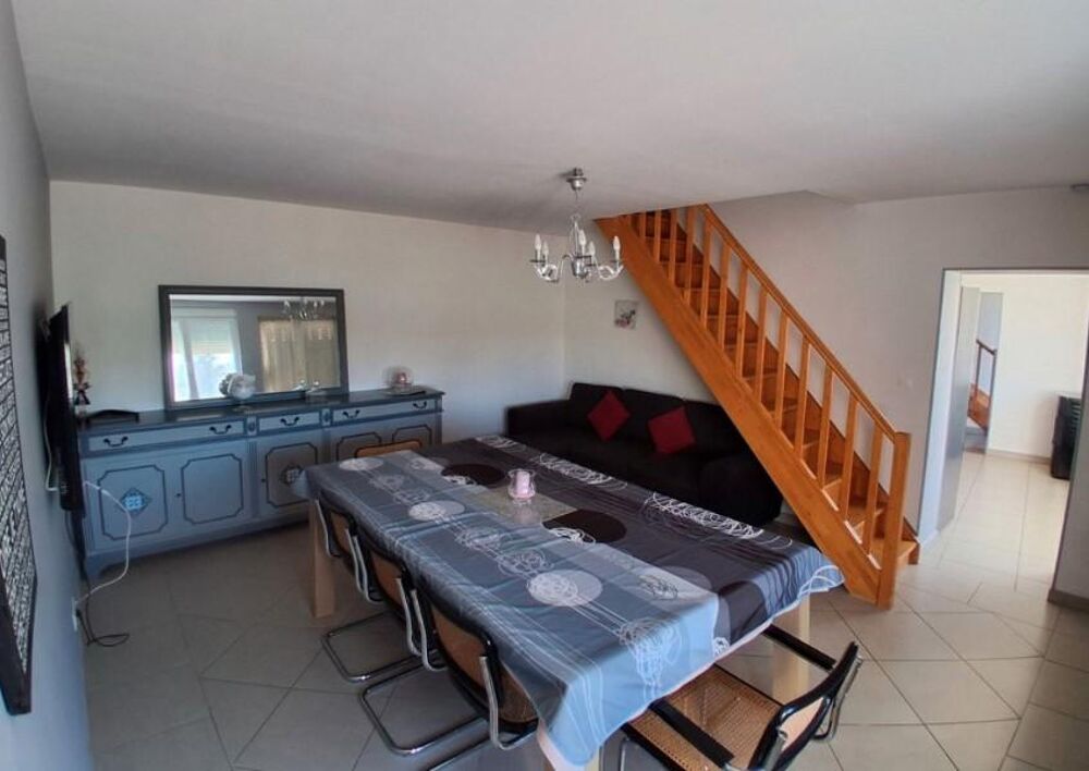 Location Maison Maison/Villa T5 Peintures