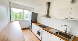  Appartement à louer 4 pièces 85 m²