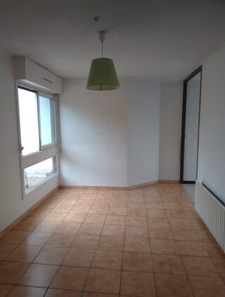  Appartement à louer 1 pièce 