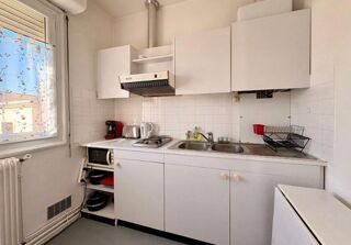  Appartement à louer 1 pièce 40 m² Talence