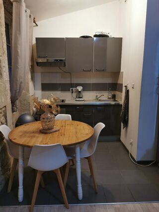 Appartement à louer 1 pièce 50 m²