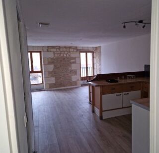  Appartement à louer 3 pièces 60 m²
