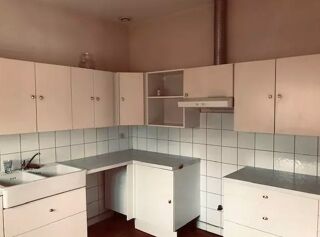  Maison à louer 6 pièces 220 m²