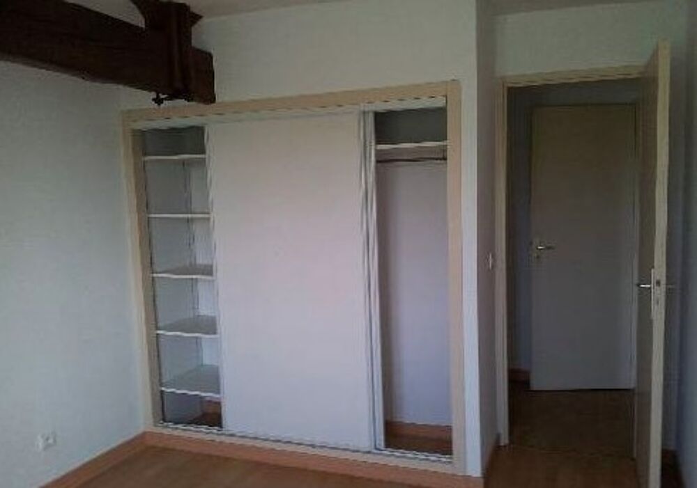 Location Appartement Appartement T3 bis Saint-aubin-de-blaye