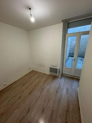  Appartement à louer 3 pièces 60 m² Bordeaux