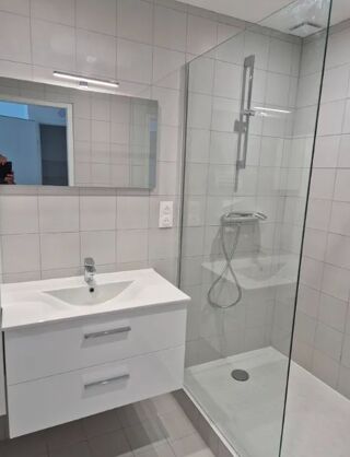  Appartement à louer 1 pièce 42 m²