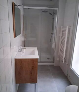  Appartement � louer 3 pi�ces  Bordeaux