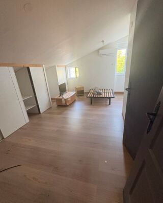  Appartement à louer 1 pièce 23 m²