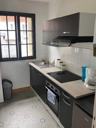  Appartement à louer 1 pièce 30 m²