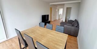  Appartement à louer 4 pièces 85 m²