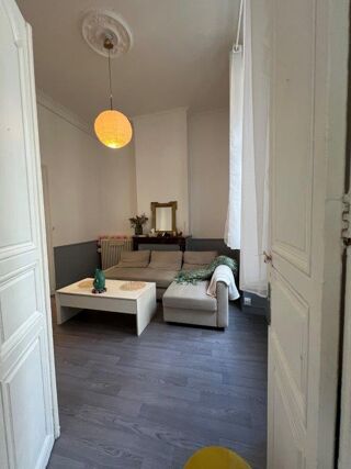  Appartement à louer 3 pièces 75 m²