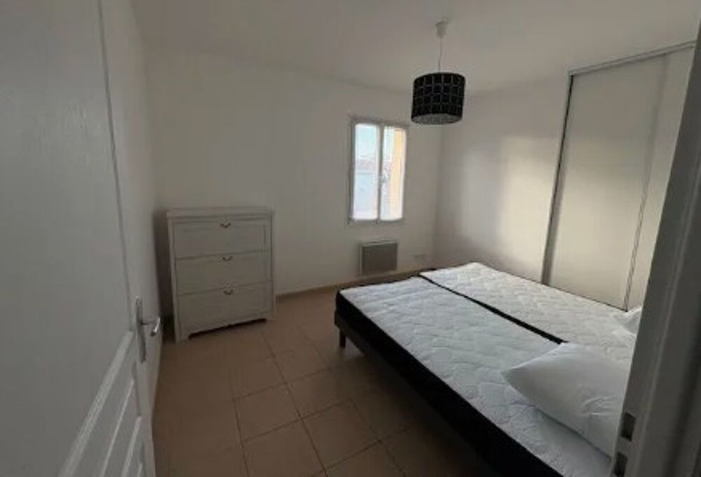 Location Maison Maison/Villa T3 Billaux