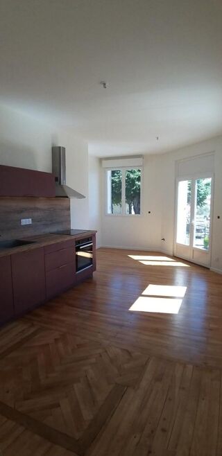  Appartement à louer 2 pièces 37 m²