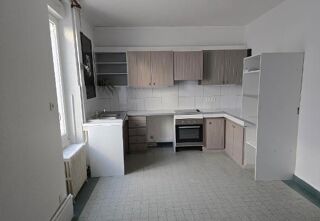 Location Maison Maison/Villa T6 bis Lesparre-medoc