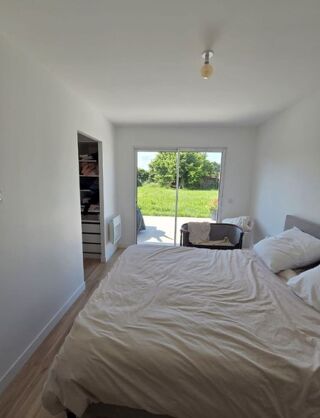  Maison à louer 4 pièces 105 m² Saint-genes-de-fronsac