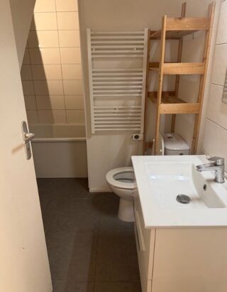  Appartement à louer 2 pièces 