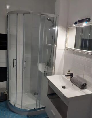  Appartement à louer 3 pièces 63 m²