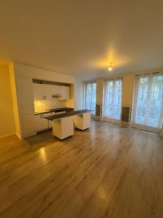  Appartement à louer 3 pièces 60 m²