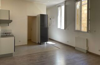  Appartement à louer 1 pièce 31 m²