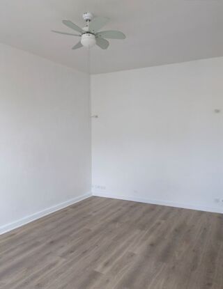  Appartement à louer 1 pièce 30 m² Branne