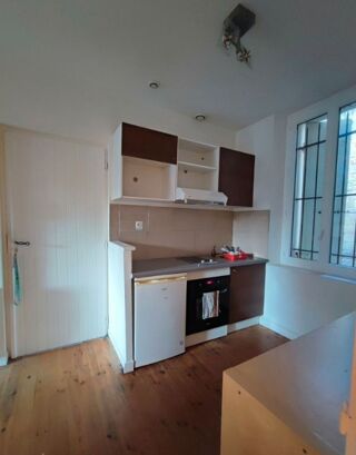  Appartement à louer 1 pièce 33 m²