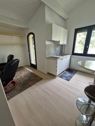  Appartement à louer 1 pièce 1 m²