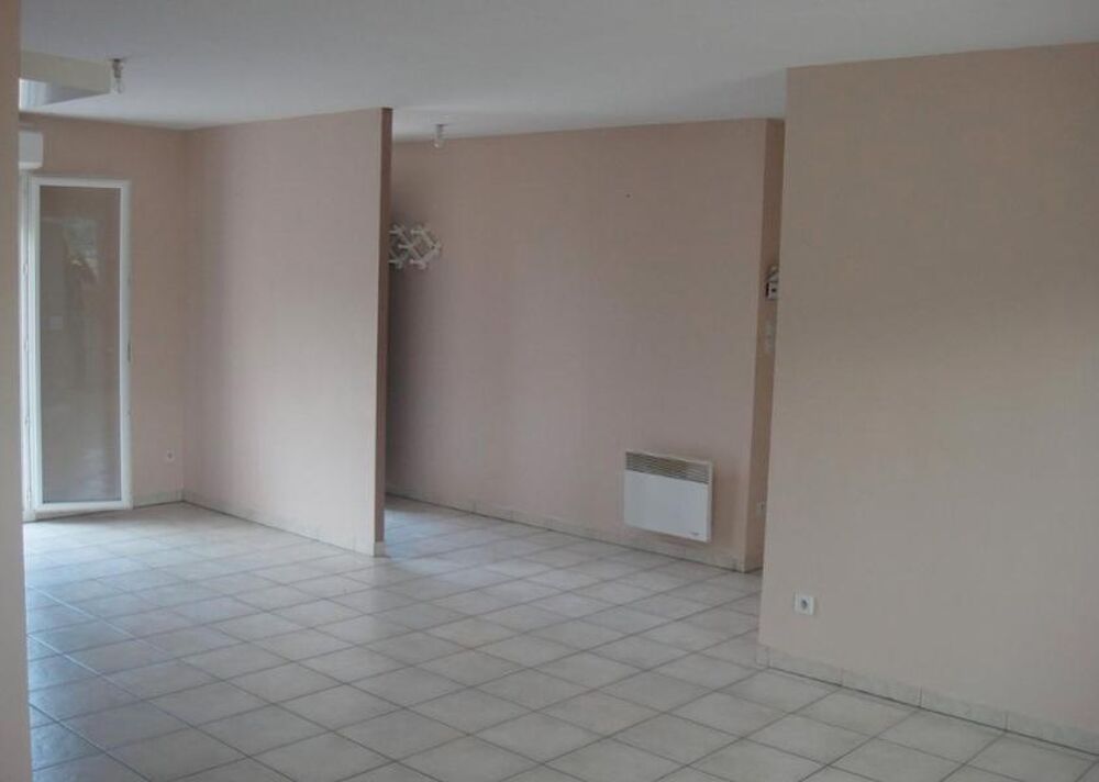 Location Maison Maison/Villa T4 Eyrans