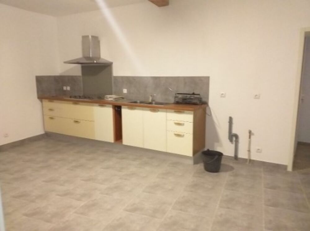 Location Maison Maison/Villa T4 Salles-de-castillon