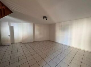  Appartement � louer 3 pi�ces 