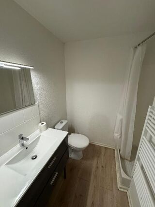  Appartement à louer 3 pièces 60 m² Bordeaux
